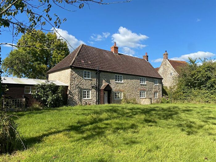 3 Bedroom Detached House To Rent In Holwell, Sherborne, DT9