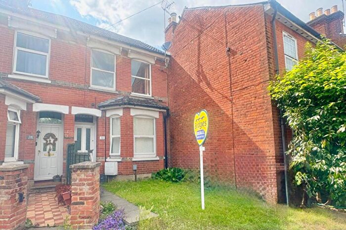 1 Bedroom Terraced House For Sale In The Grove, Aldershot, Hampshire, GU11