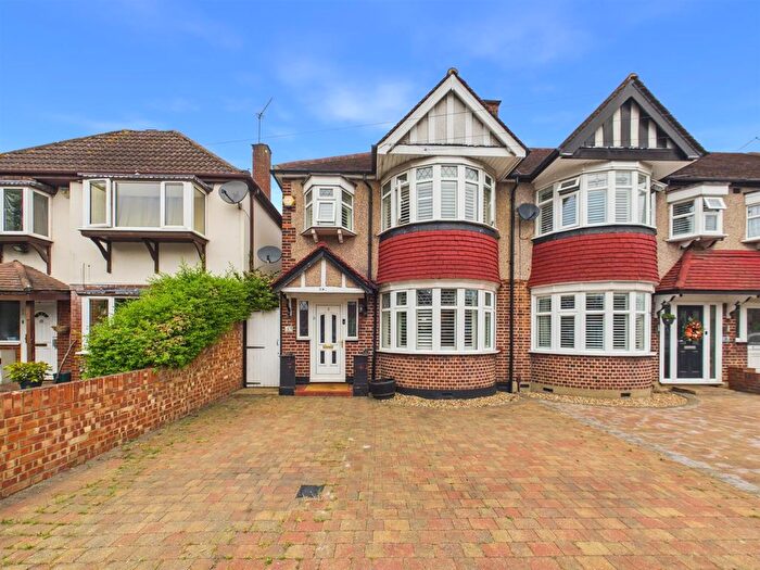 3 Bedroom End Of Terrace House For Sale In Torrington Road, Ruislip, HA4