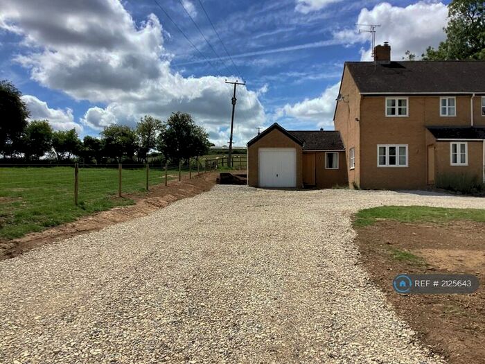 3 Bedroom Semi-Detached House To Rent In Bury Court Farm Cottage, Banbury, OX17