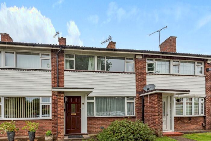 3 Bedroom Terraced House To Rent In Courtlands Avenue, London, SE12