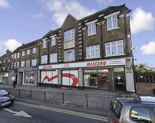 3 Bedroom Flat To Rent In Kenton Road, Kenton, Harrow, HA3