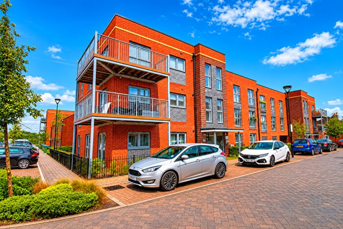 2 Bedroom Flat For Sale In |Ref: |, Fenwick House, Meridian Way, Southampton, SO14