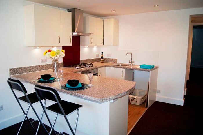 1 Bedroom Flat To Rent In Alumhurst Road, Westbourne, Bournemouth, BH4