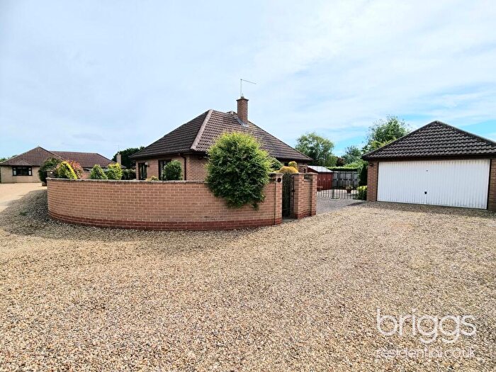 4 Bedroom Detached House For Sale In Eastgate, Deeping St James, Market Deeping, PE6