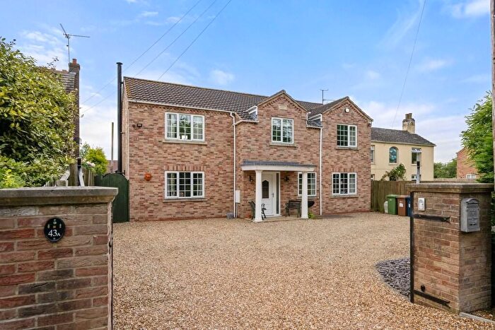 4 Bedroom Detached House For Sale In Cattle Dyke, Gorefield, Wisbech, Cambridgeshire, PE13