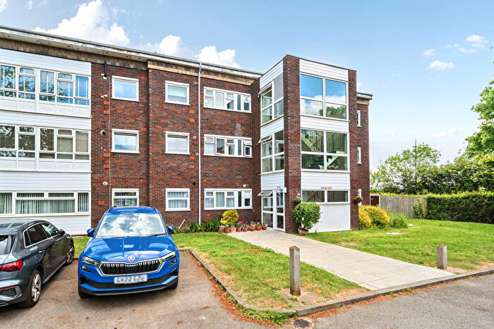 2 Bedroom Apartment For Sale In Inca Drive, London, SE9