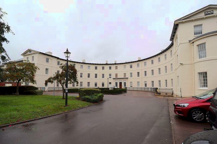 3 Bedroom Apartment To Rent In The Crescent, Gloucester, GL1