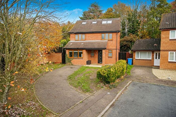 5 Bedroom Detached House For Sale In Layer Close, Bowthorpe, Norwich, NR5