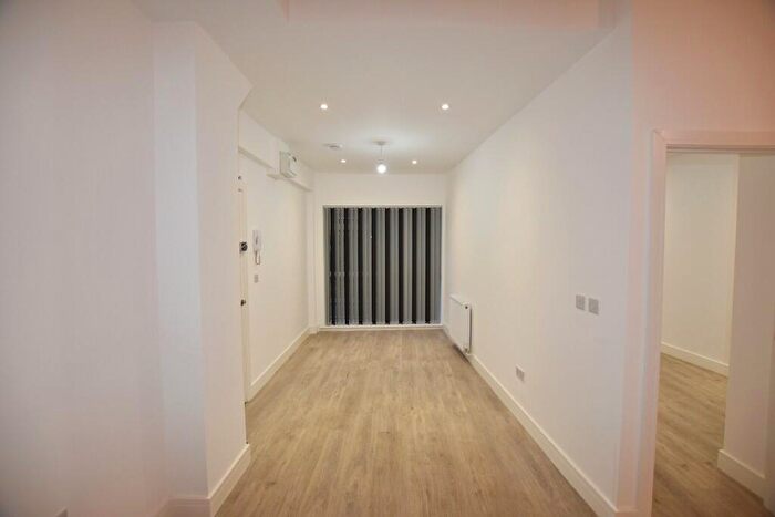 1 Bedroom Flat To Rent In Cross Road, Sidcup, Kent, DA14