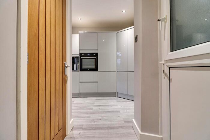4 Bedroom Detached House For Sale In Back Thornhill Road, Longwood, Huddersfield, West Yorkshire, HD3