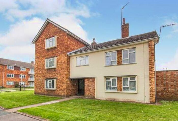 2 Bedroom Flat To Rent In Manderston Road, Newmarket, CB8