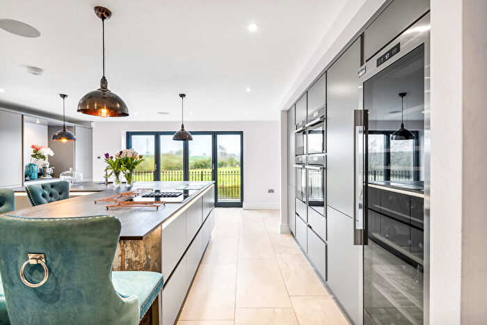 5 Bedroom Detached House For Sale In Lysterfield End, Nettleham, Lincoln, Lincolnshire, LN2