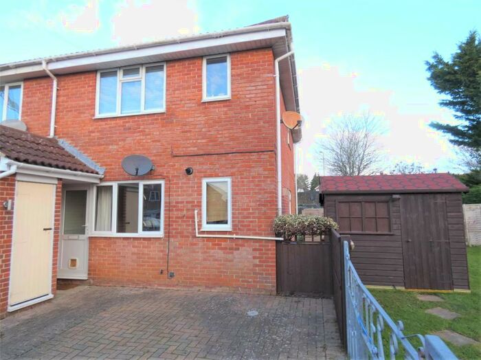 1 Bedroom Apartment To Rent In Hawkwell, Fareham, Hampshire, PO16