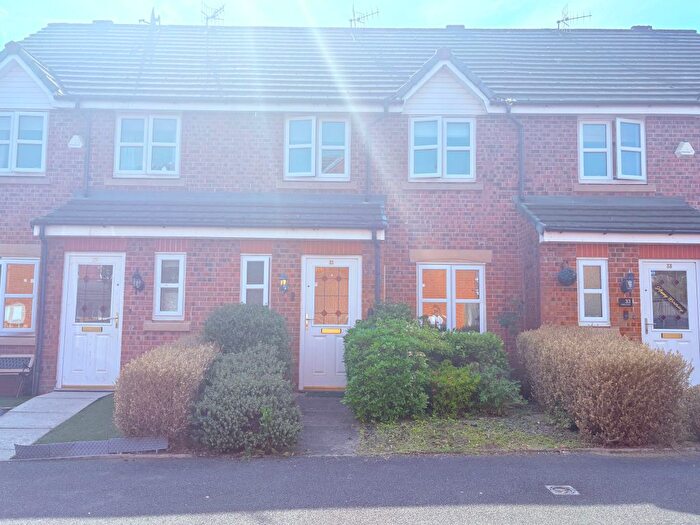 3 Bedroom Property To Rent In Kingsbury Close, Bury, BL8