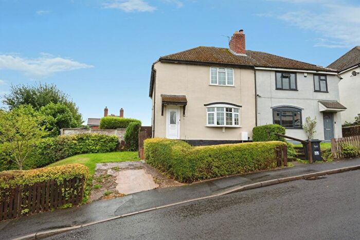 3 Bedroom Semi Detached House For Sale In Hilton Road, Tividale, Oldbury, B69