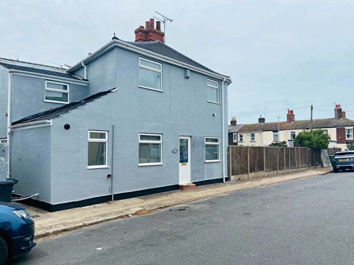 3 Bedroom House To Rent In Exmouth Road, Great Yarmouth, NR30