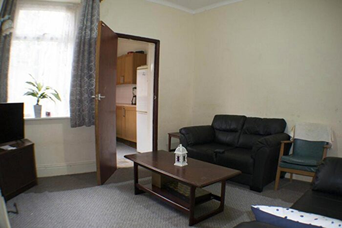 4 Bedroom House To Rent In Alton Road, B29