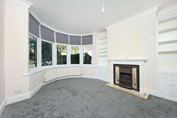 3 Bedroom Property To Rent In Selby Road, W5