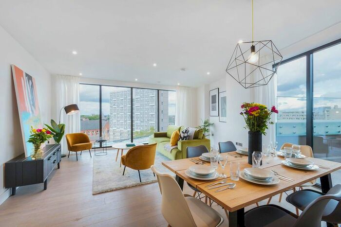 3 Bedroom Flat To Rent In Gorsuch Place, London, E2