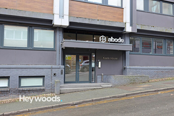 1 Bedroom Flat For Sale In Flat, Keele House, The Midway, Newcastle-under-Lyme, Staffordshire, ST5
