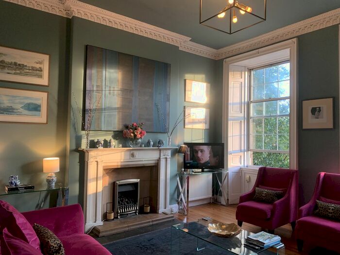 4 Bedroom Flat To Rent In Salamander Place, Edinburgh, EH6