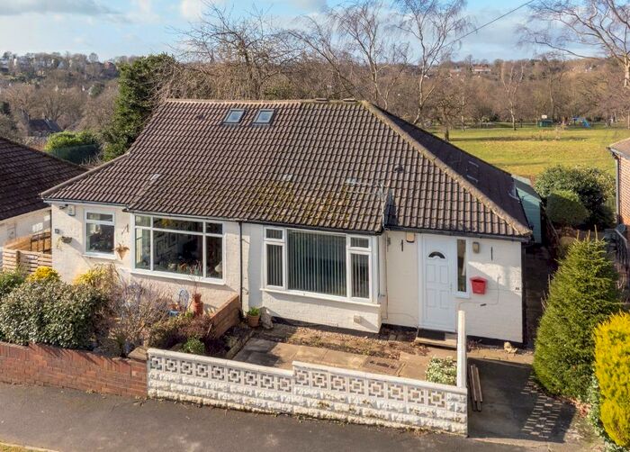 2 Bedroom Bungalow To Rent In Sunset Road, Meanwood, Leeds, LS6