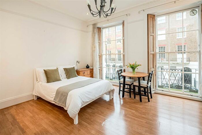 Studio To Rent In York Street, Marylebone, London, W1H