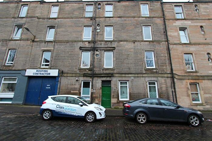 2 Bedroom Flat To Rent In Thorntree Street, Easter Road, Edinburgh, EH6