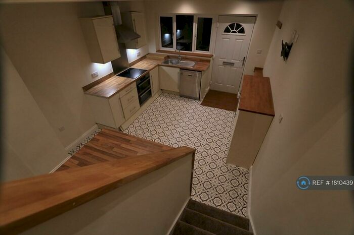 3 Bedroom Terraced House To Rent In Wales Road, Kiveton Park, Sheffield, S26