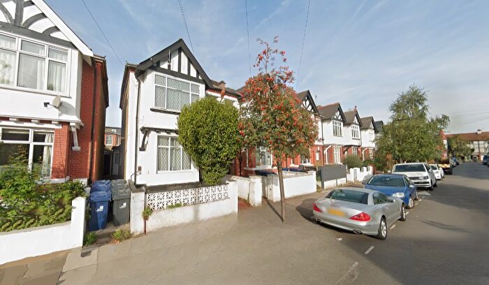 5 Bedroom Terraced House To Rent In Denehurst Gardens, London, W3