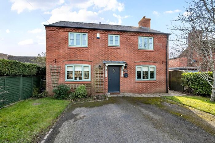 3 Bedroom Cottage For Sale In Clehonger, Hereford, HR2