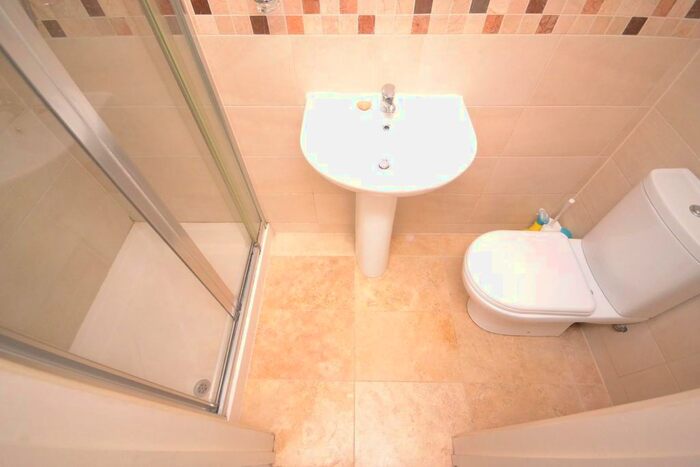 1 Bedroom Flat To Rent In Wilton Road, Reading, RG30