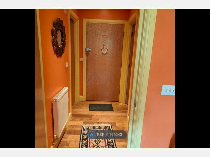 1 Bedroom Flat To Rent In Parkview Apartments, Morden, SM4