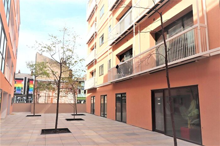 2 Bedroom Apartment To Rent In Cheapside, Liverpool, Merseyside, L2