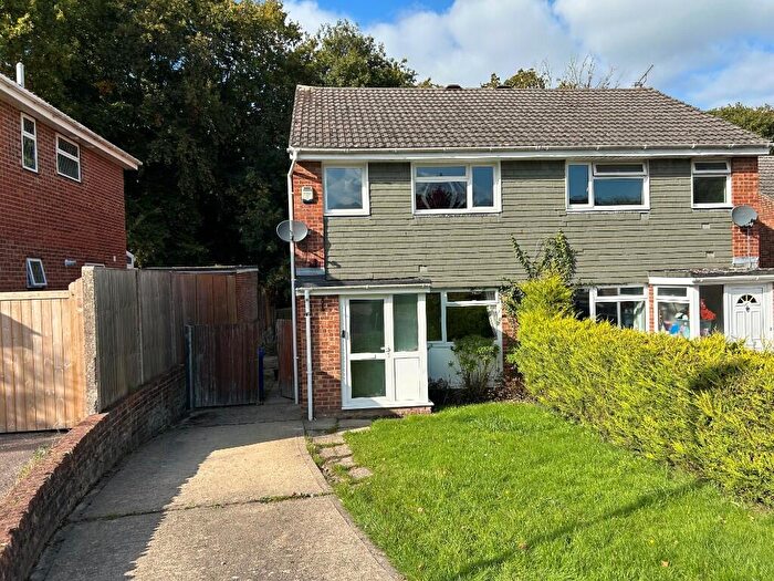 3 Bedroom Semi Detached House For Sale In Corsair Drive, SO45