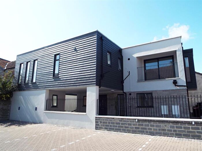 1 Bedroom Flat To Rent In Back Lane, Street, BA16