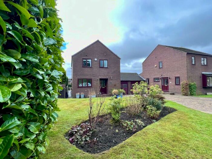 3 Bedroom Link Detached House For Sale In Riding Gate Mews, Harwood, BL2