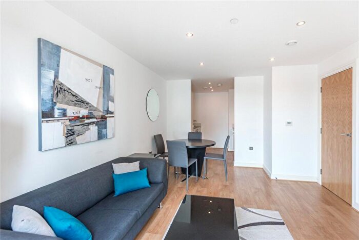 1 Bedroom Apartment For Sale In Aqua Vista Square, Bow Common, E3