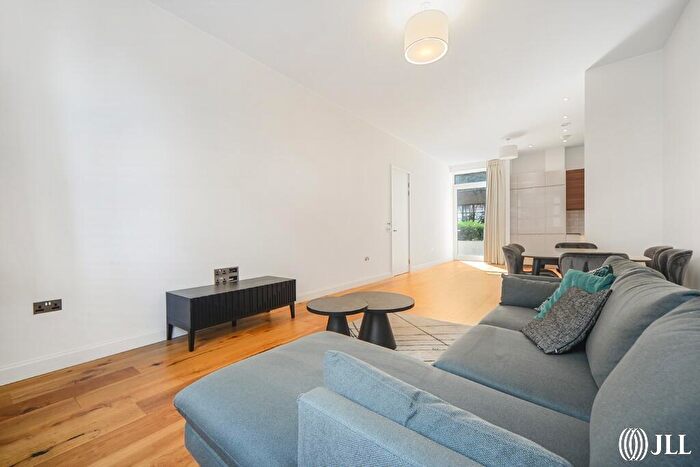 2 Bedroom Flat To Rent In Copperworks Wharf Sugar House Island, E15