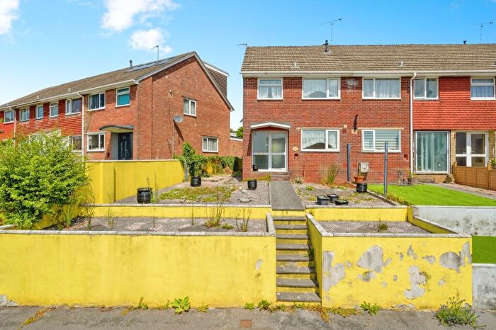 3 Bedroom End Of Terrace House For Sale In Downham Gardens, Tamerton Foliot, Plymouth, Devon, PL5