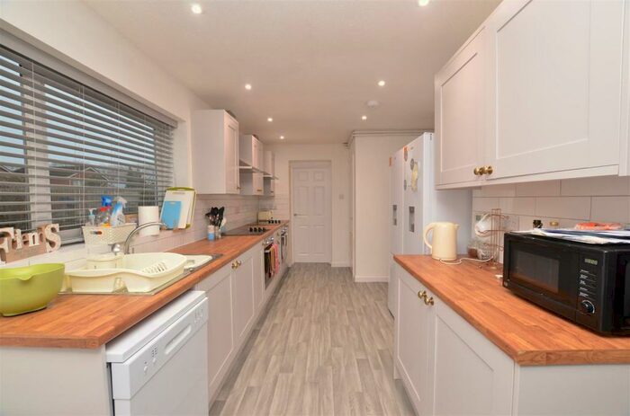 6 Bedroom House To Rent In Penryn Close, Norwich, NR4