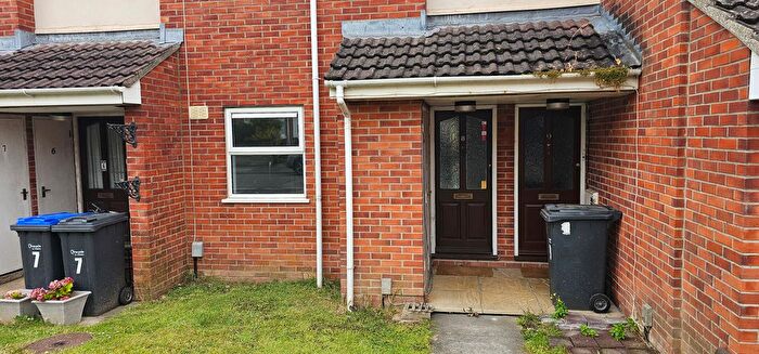 1 Bedroom Maisonette To Rent In Bulford Road, Salisbury, SP4