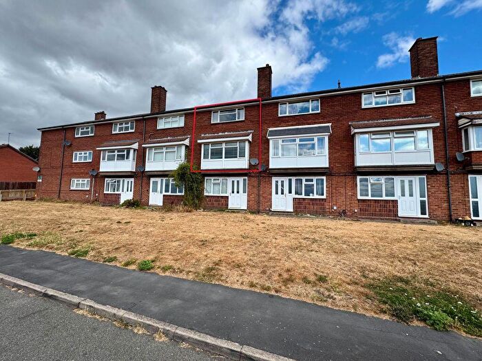 2 Bedroom Apartment For Sale In Hermit Street, Gornal, Dudley, DY3