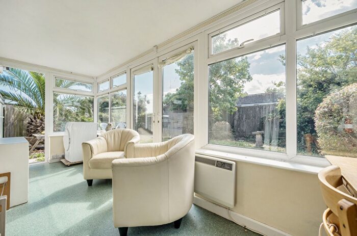 2 Bedroom Detached Bungalow For Sale In Roselands Drive, Paignton, Devon, TQ4