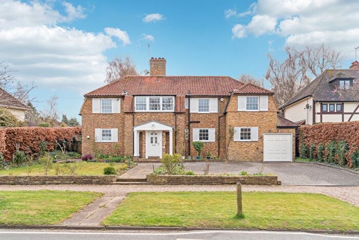5 Bedroom Detached House For Sale In Sandy Lodge Road, Rickmansworth, WD3