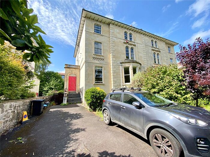 2 Bedroom Flat To Rent In Westfield Park, Redland, Bristol, BS6