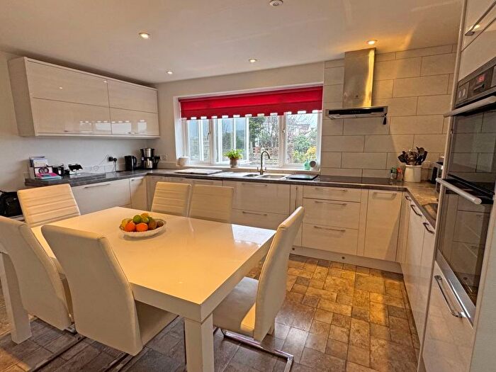 4 Bedroom Detached House For Sale In Moor View Close, Sidmouth, EX10