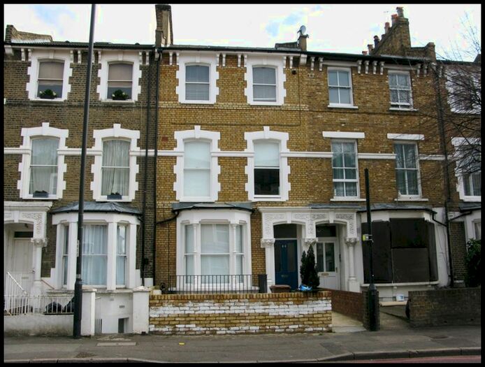 2 Bedroom Flat To Rent In Rectory Road, London, N16