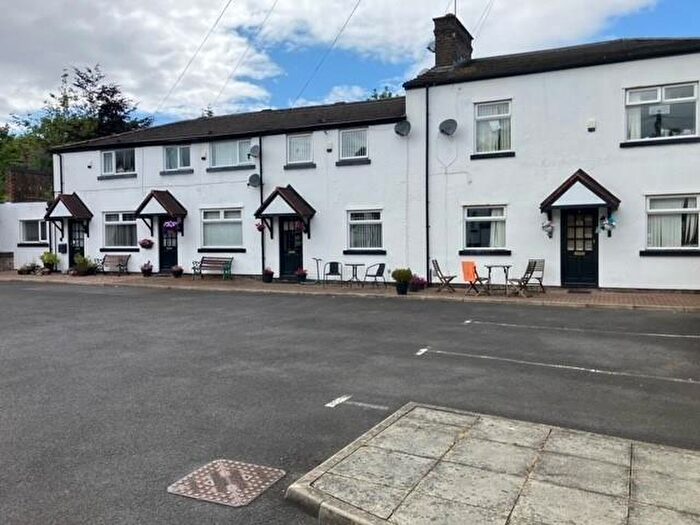 2 Bedroom Town House To Rent In Millhouse Court, West Derby, L12
